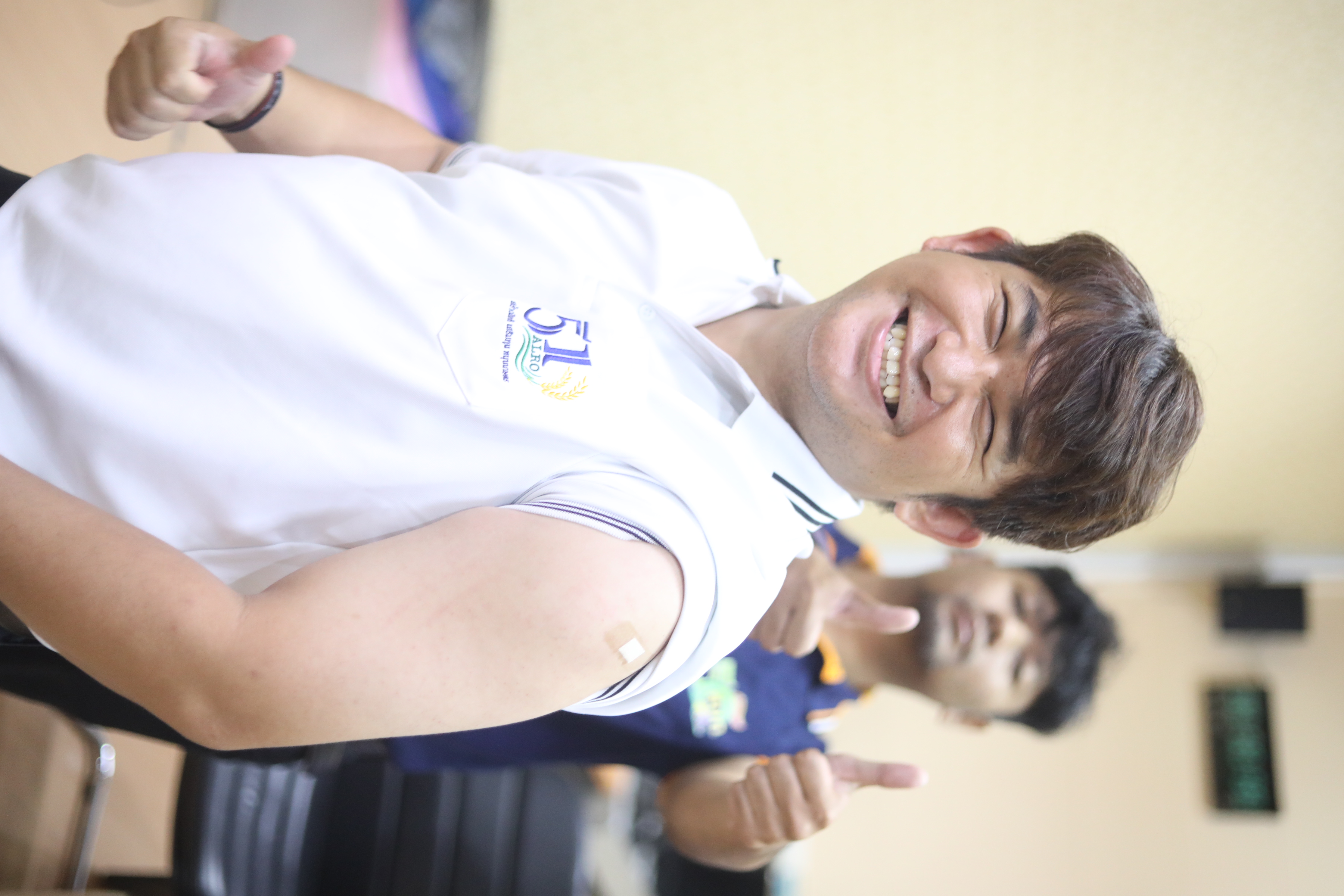 title - ส.ป.ก. จัดสวัสดิการฉีดวัคซีนป้องกันไข้หวัดใหญ่ ชนิด 3 สายพันธุ์ให้กับบุคลากร